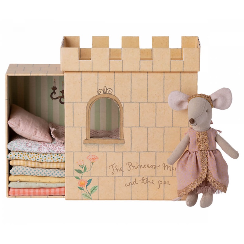 Princess and The Pea Big Sister Mouse Doll