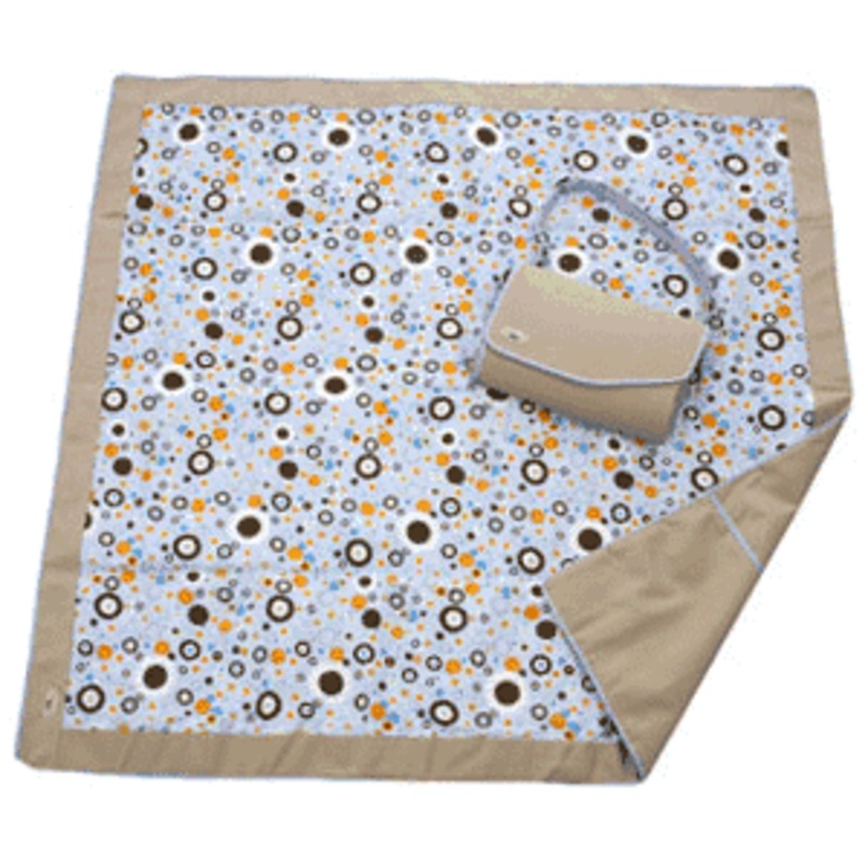 JJ Cole Outdoor Blanket in Blue Bubble
