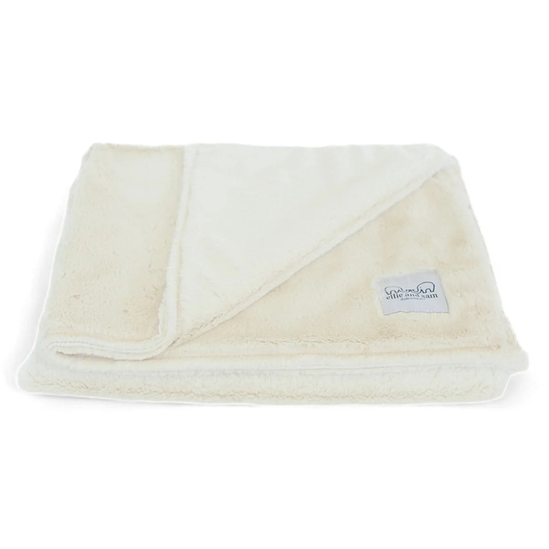 Ellie And Sam Luxurious Borderless Blanket