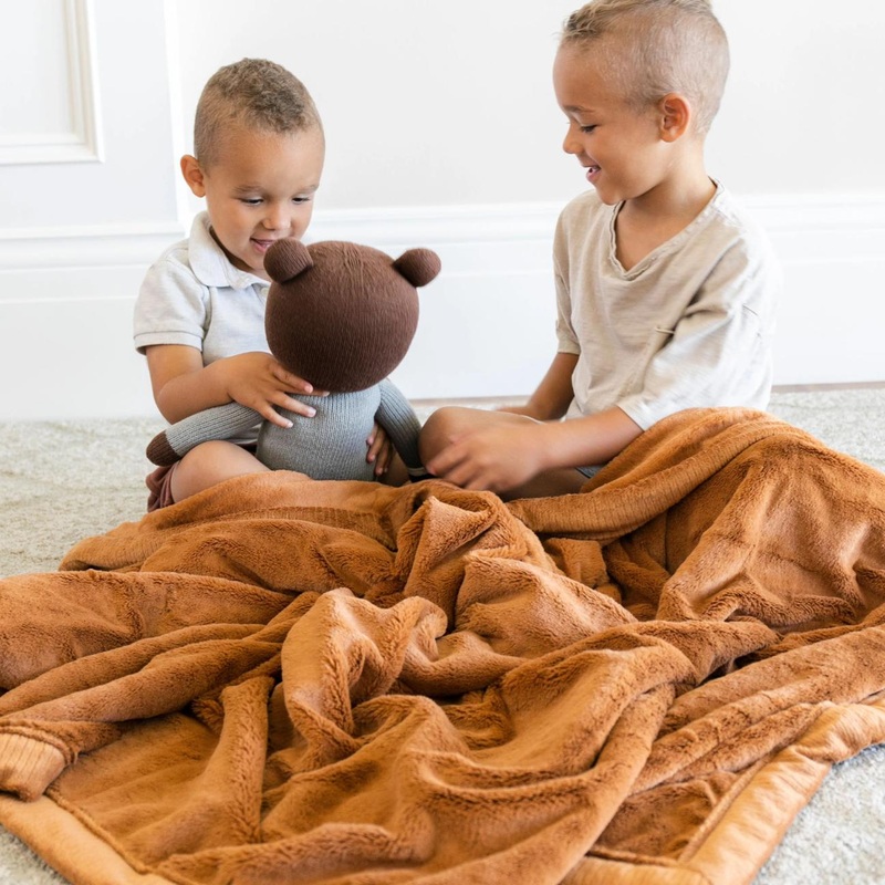 Camel Lush Blanket – Toddler