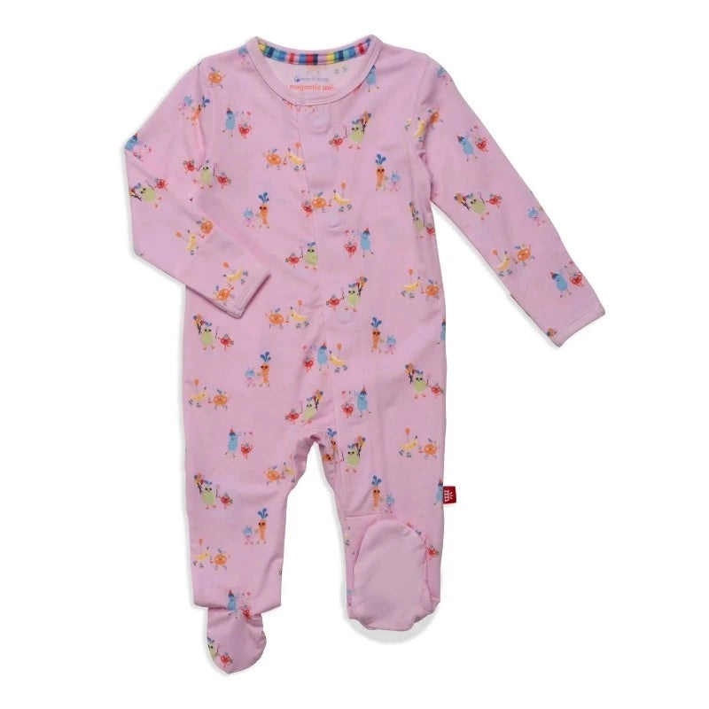 Magnetic Footie – Turnip the Beet