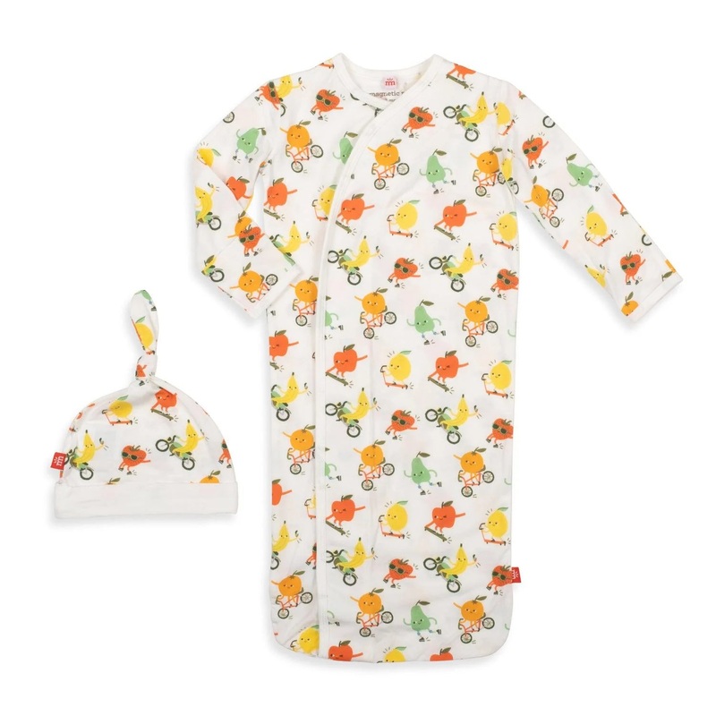 Magnetic Gown & Hat Set – Peeling Great