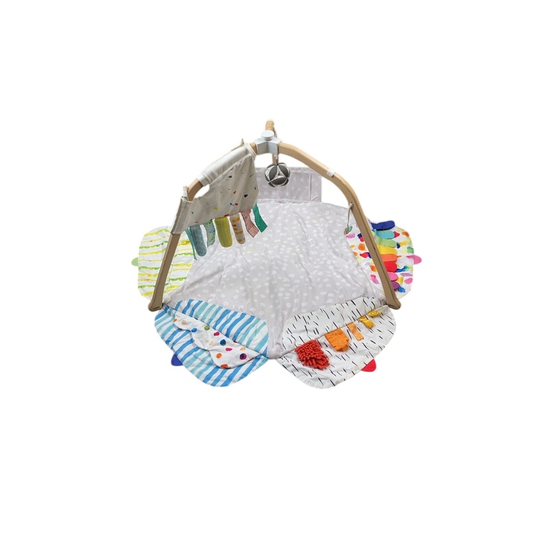 Lovevery The Play Gym with Play Strands