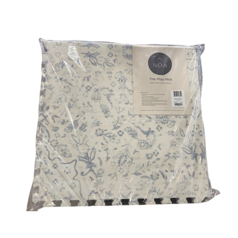 House of Noa Little Nomad Play Mat, 4×6, Delft blue, Emile