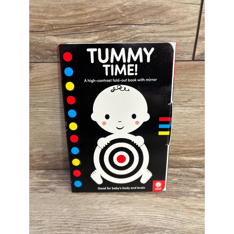 Tummy Time!: A high-contrast fold-out book with mirror