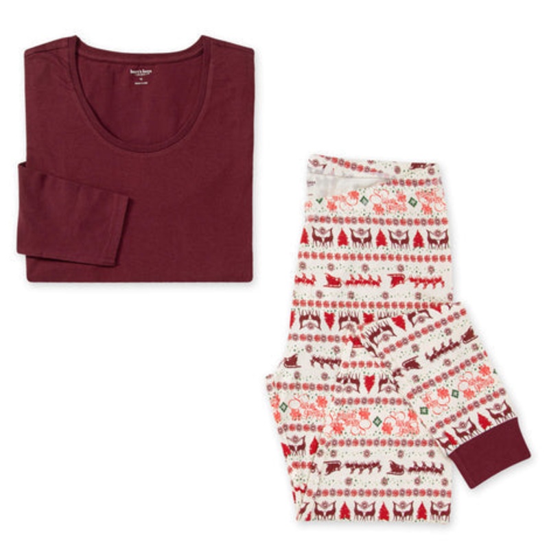 Women’s Scoop Neck Tee & Pant PJ Set – Season’s Greetings Fair Isle XS