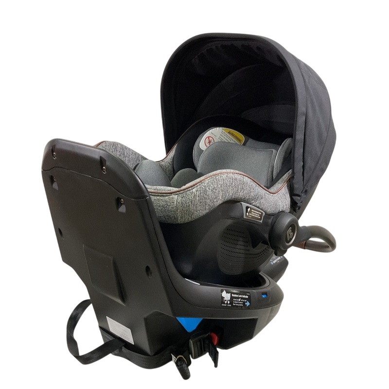 KIMTECH Vista Nitrile Exam Gloves – X-Large Size, 180 / Box – 4.7 mil Thickness – 9.50″ Glove Length (KCC62829) Box of 180