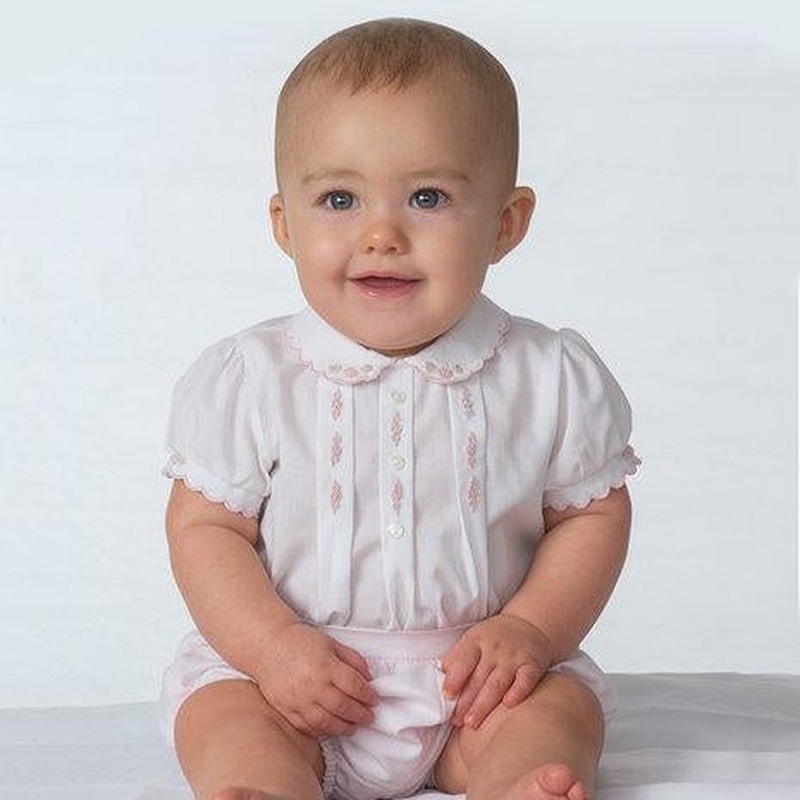 Houzer Club Series 10″ x 18″ Stainless Steel Undermount Bar/Prep Sink includes Basket Strainer