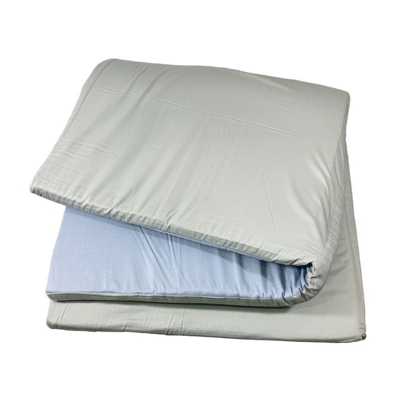 Toki Kids Standard Padded Play Mat 40″ x 40″, Sage + Breeze