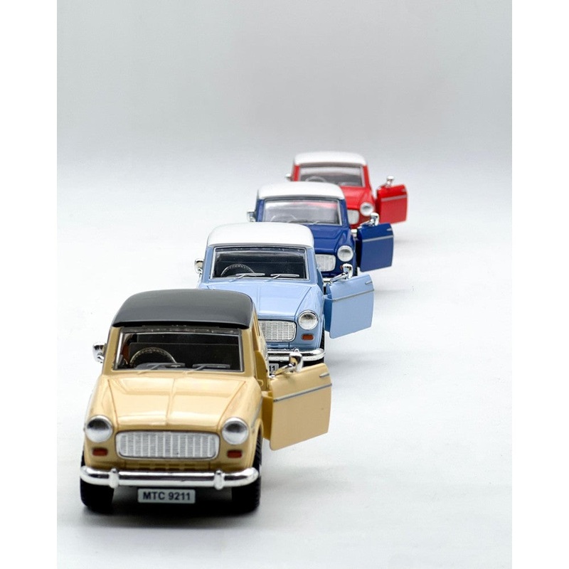 Centy Fiat Queen 70’s Classic Toy car – Multicolor